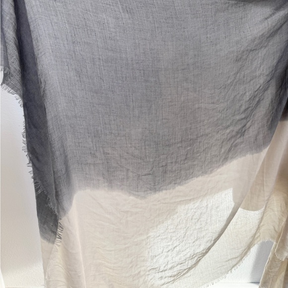 Large Gray Cream Ombré Fringe Edge Dip Dye Linen Pashmina Scarf 74” X 40” - Picture 5 of 5